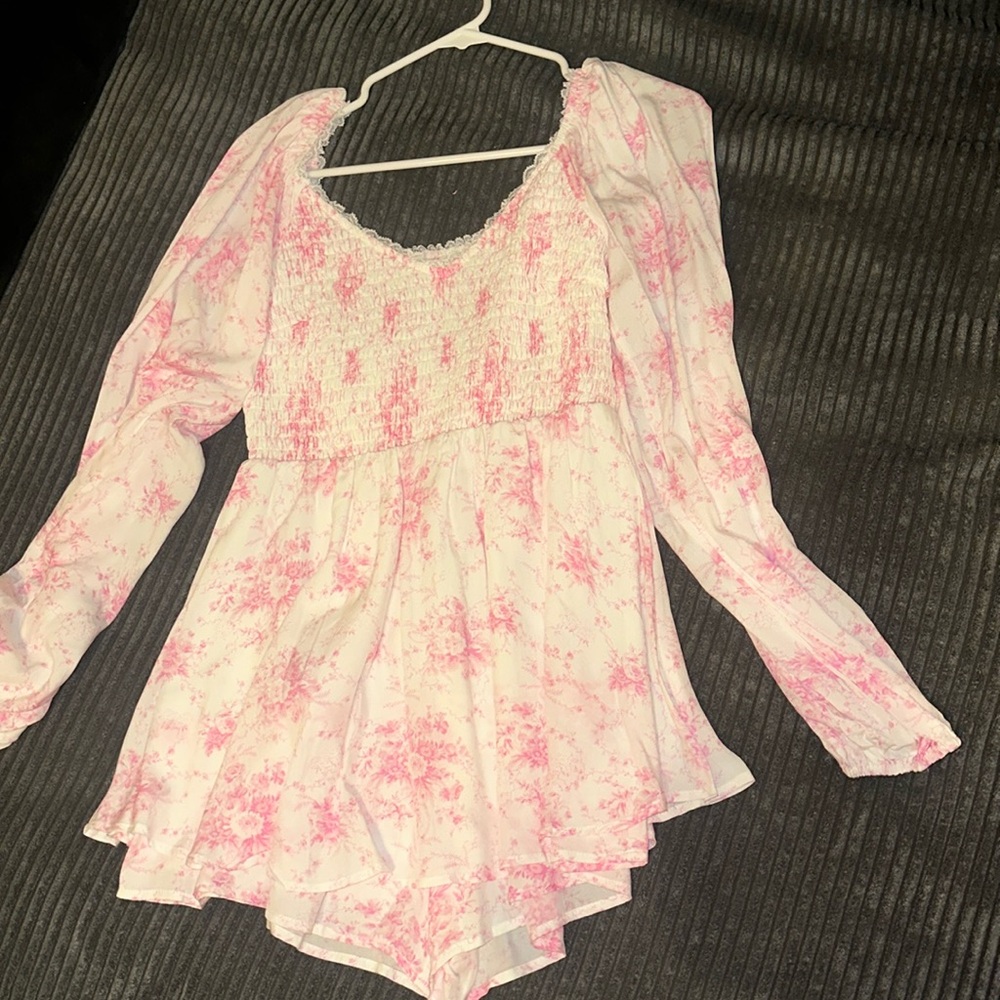 Pink altar’s state romper